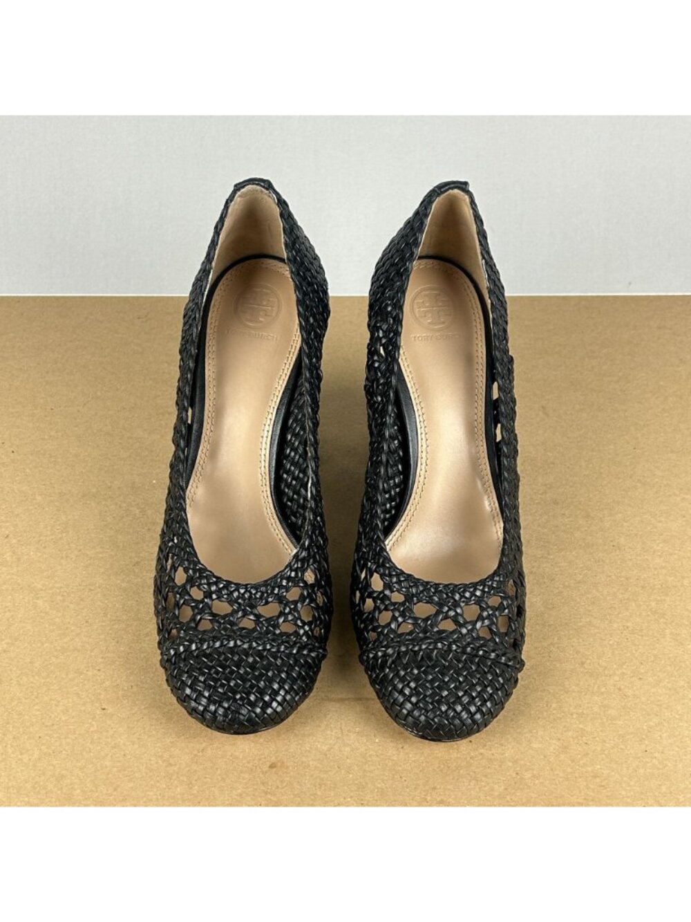 Tory Burch Grove Woven 100mm Pumps Womens 9.5 Black Leather Horseshoe Heel - Picture 2 of 10